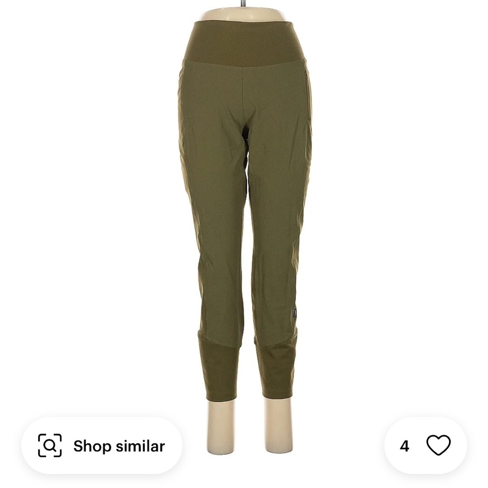 🌺🌸🌼BOGO REI olive hiking/climbing leggings. Fits like a small